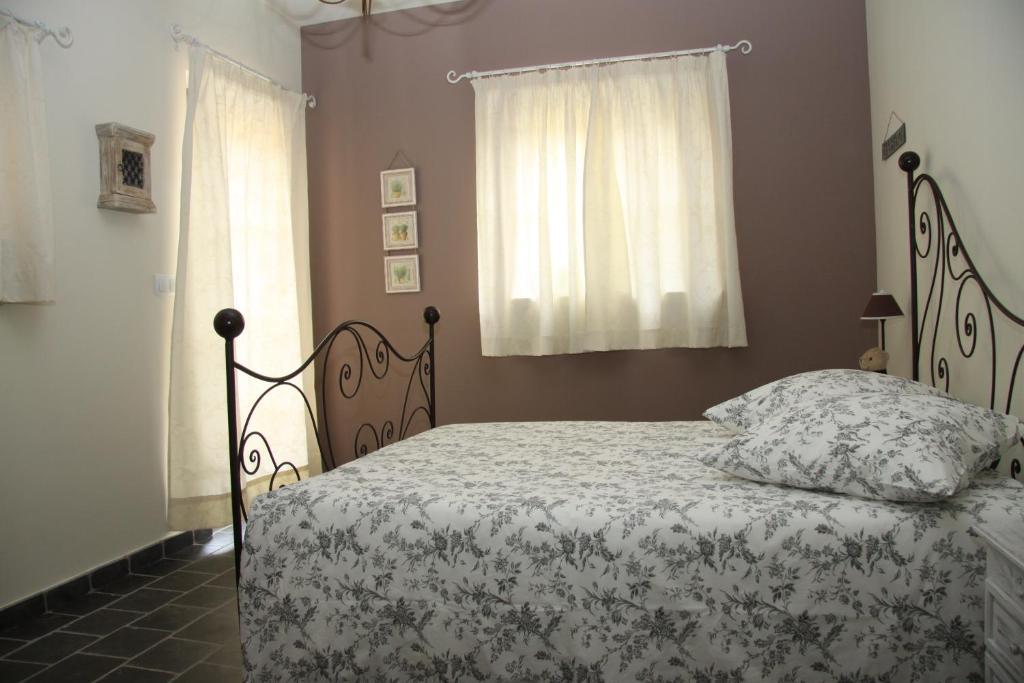 La Bastide De Fontaille Bed & Breakfast Saint-Félicien Rom bilde